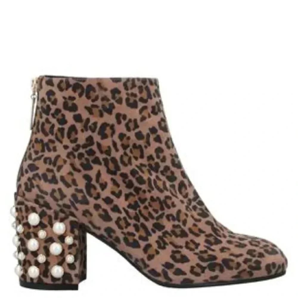 Stuart Weizmann Pearl Heeled boots‎